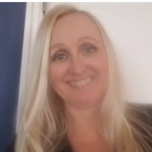 angela_dye